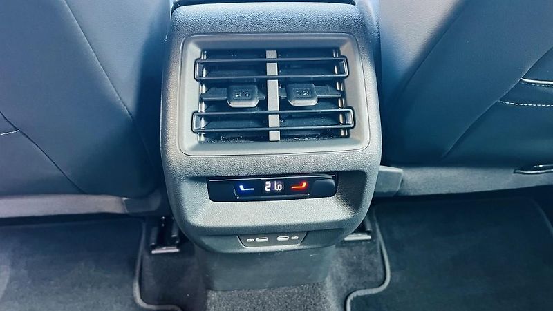 Volkswagen Tayron (2025) 1.5 eTSI 110 kW DSG7 7míst  - fotka 23 z 55