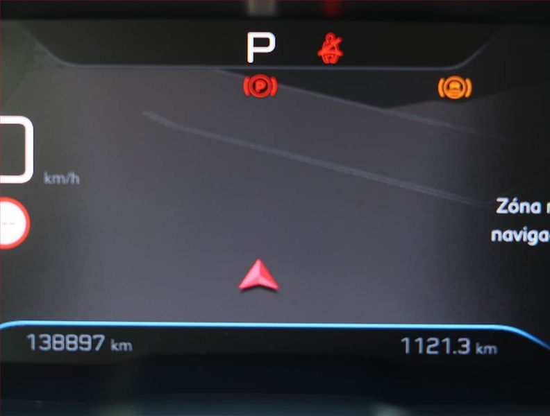 Peugeot 5008 (2018) GT Line 2.0 BlueHDi, Masáž - fotka 21 z 23