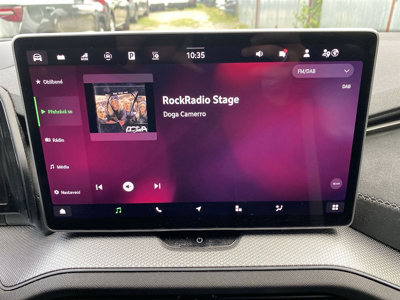 Škoda Kodiaq (2025) 1.5 TSI iV DSG SportLine - fotka 16 z 40