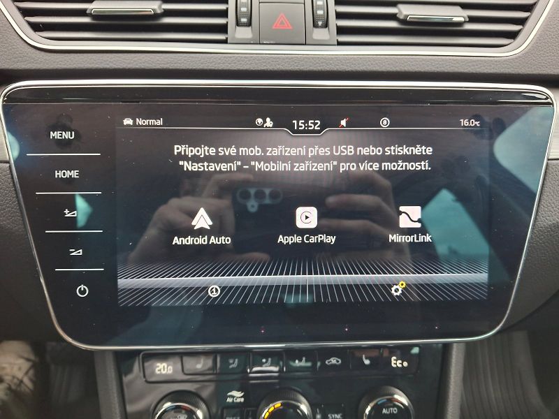 Škoda Superb (2024) Combi iV Style Plus Top 1,4TSi - fotka 17 z 34