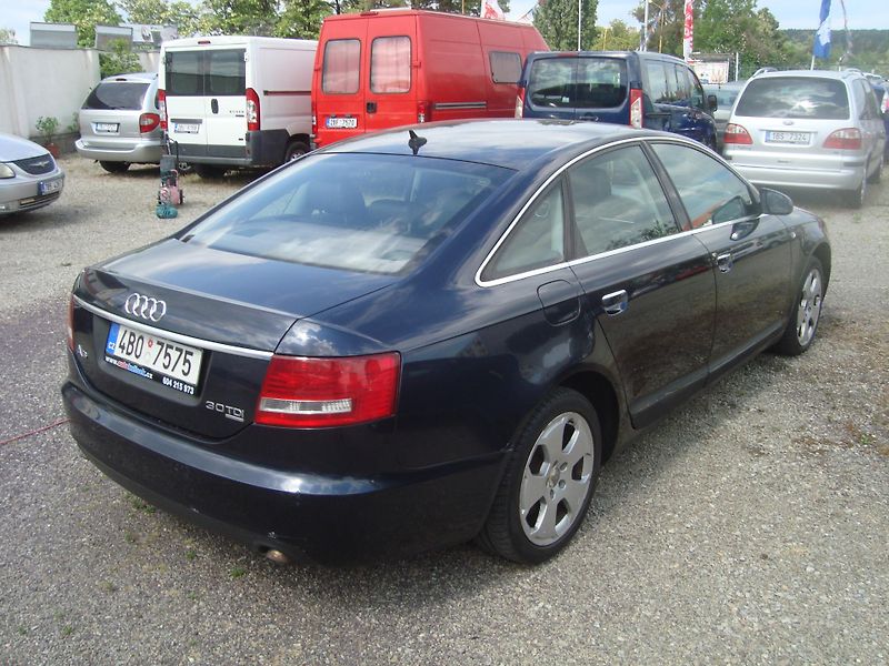 Audi A6 (2004) 3,0TDI Quattro - fotka 3 z 16