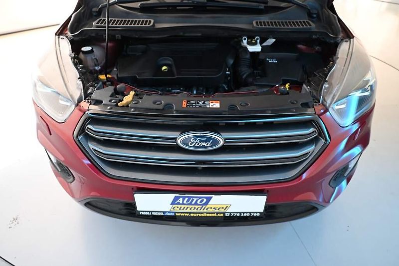 Ford Kuga (2018) 2.0 ST-LINE 4x4 Bi-Xenon Kamer - fotka 29 z 32