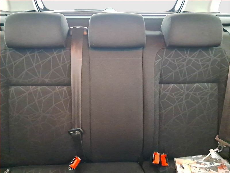 Škoda Fabia (2013) 1.6 TDI, Serv.kniha, po STK - fotka 10 z 18