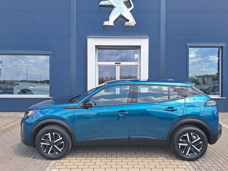 Peugeot 2008 (2026) STYLE TURBO 100 M6 - fotka 2 z 17
