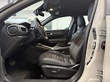 Jeep Avenger (2025) 4xe Upland 1.2 Turbo e-Hybrid - náhled 16