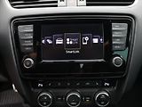 Škoda Octavia 2,0 TDi 4x4 DSG RS CZ - náhled 19