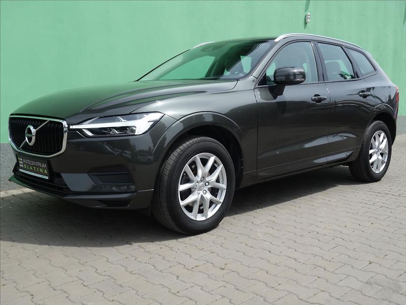 Volvo XC60 2,0 140kW 4x4 MOMENTUM - fotka 2 z 73
