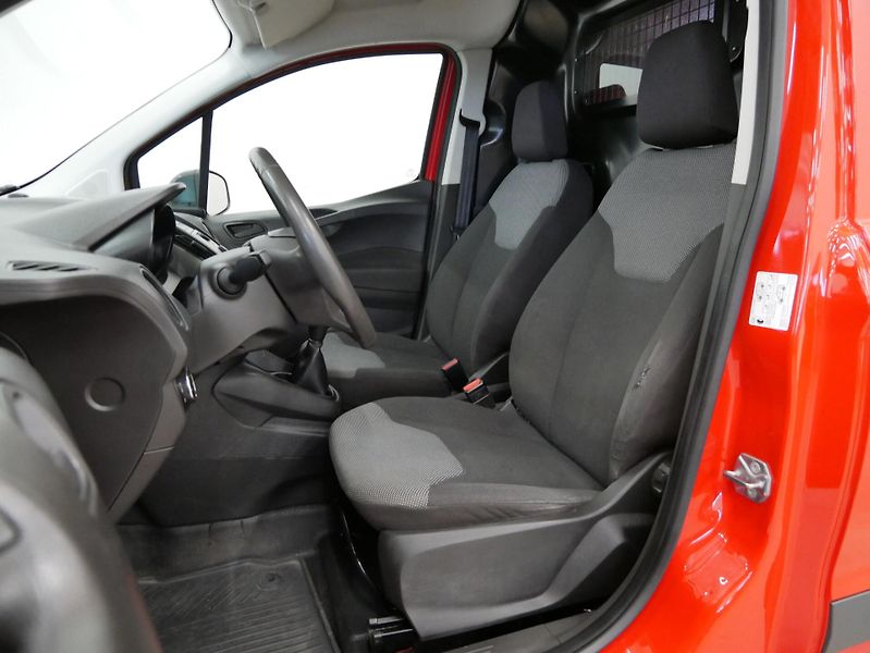 Ford Tourneo - fotka 11 z 22