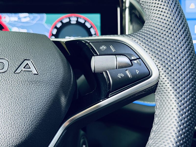 Škoda Kodiaq (2026) Sport-Line*142kw*4M*ZÁR.5L*TOP - fotka 21 z 43