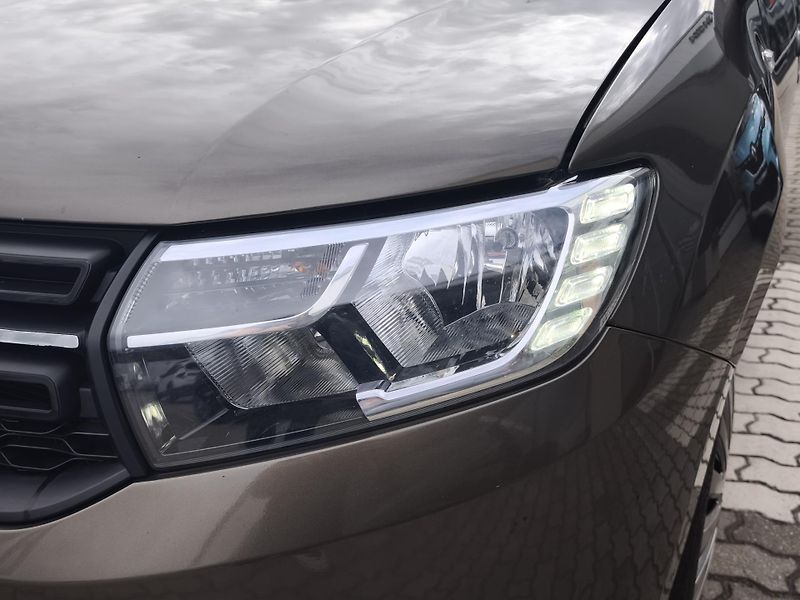 Dacia Logan 2017 ČR 0.9 TCe 66kW - fotka 19 z 30