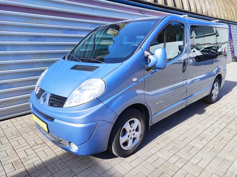 Renault Trafic 2,5dCi 107kW Passenger 7 míst - fotografie inzerátu