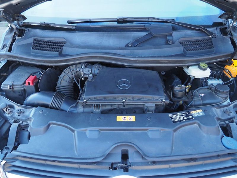 Mercedes-Benz Třídy V (2018) 250d 4Matic, 360 Kamera - fotka 38 z 38