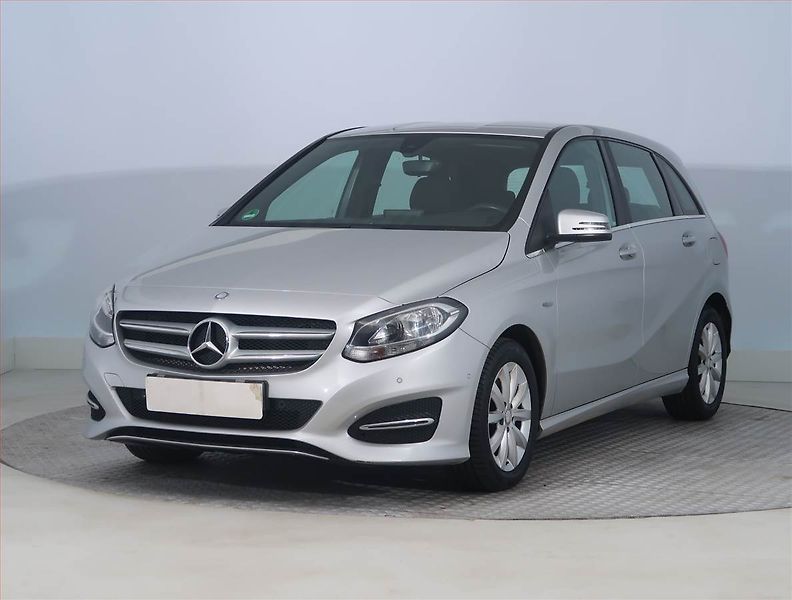 Mercedes-Benz Třídy B (2017) B 200 CDI, Serv.kniha - fotka 2 z 19