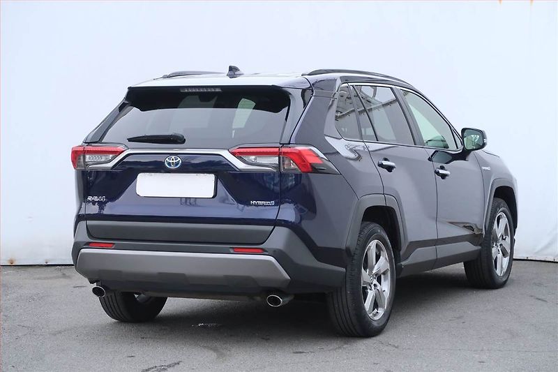 Toyota RAV4 (2019) 2.5 Hybrid - fotka 5 z 30