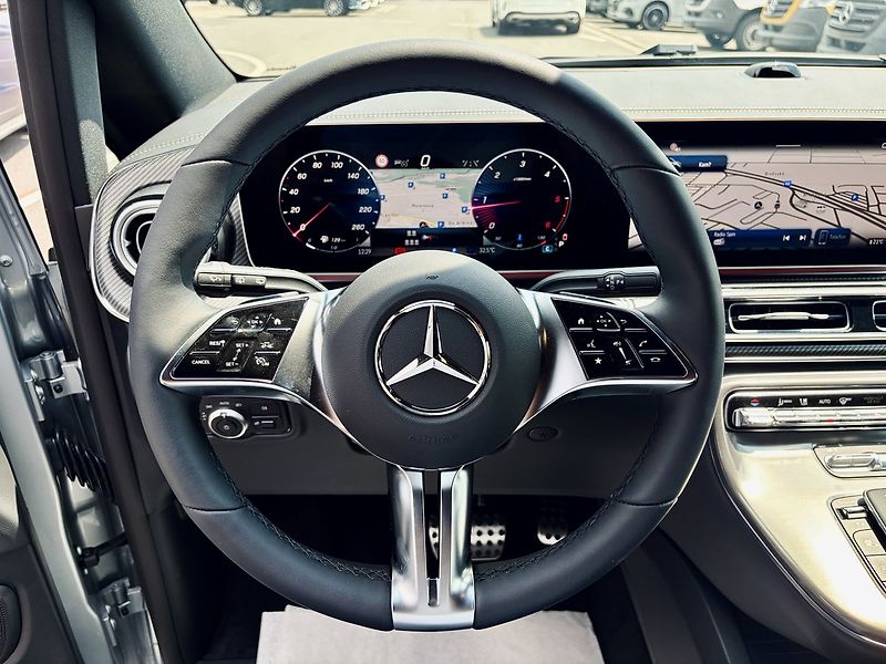 Mercedes-Benz Třídy V (2026) 300d EXCLUSIVE AMG 4M L - fotka 23 z 36