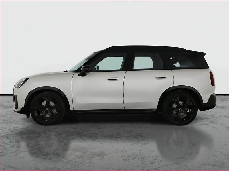 Mini Countryman (2025) S All4, JCW, HUD, Kamera, Navi - fotka 3 z 23