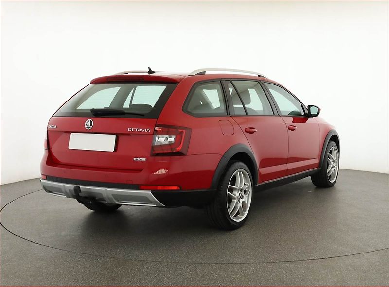 Škoda Octavia (2019) Scout 2.0 TDI, 4X4, Automat - fotka 5 z 20