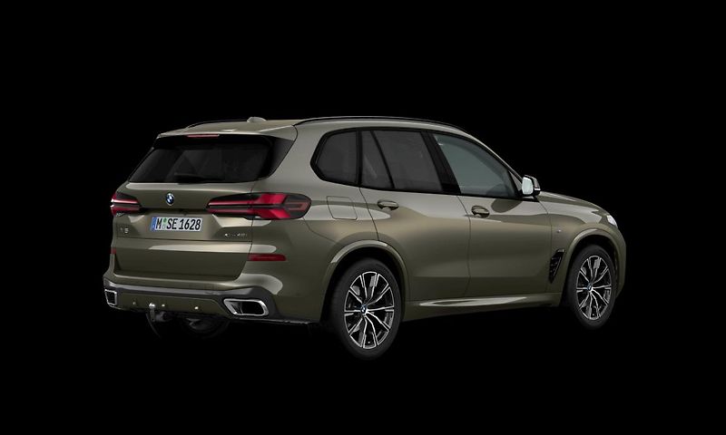 BMW X5 xDrive40i - fotka 3 z 9