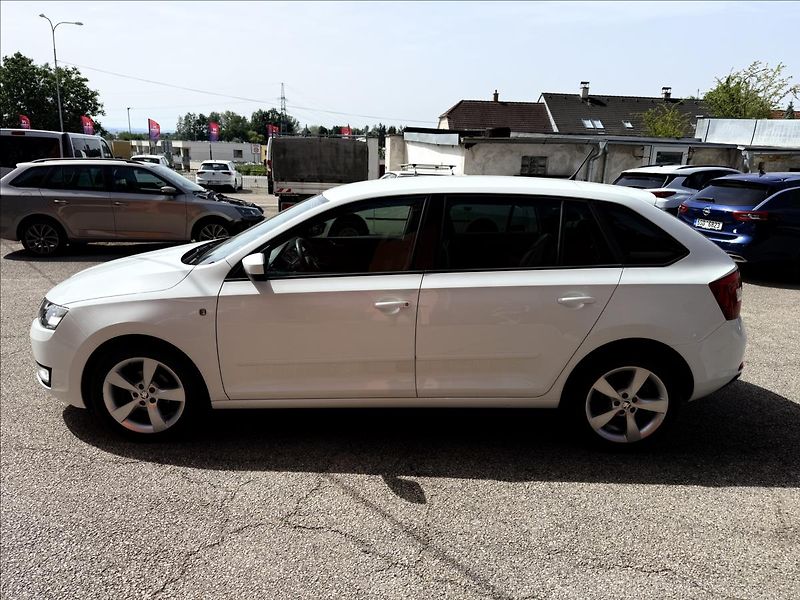 Škoda Rapid 1,2 TSi - fotka 8 z 26