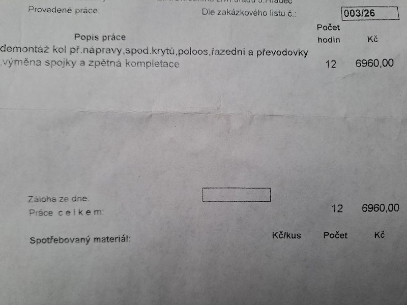 Hyundai i30 (2012) 1.4i DOLOŽENÉ KM - fotka 32 z 33