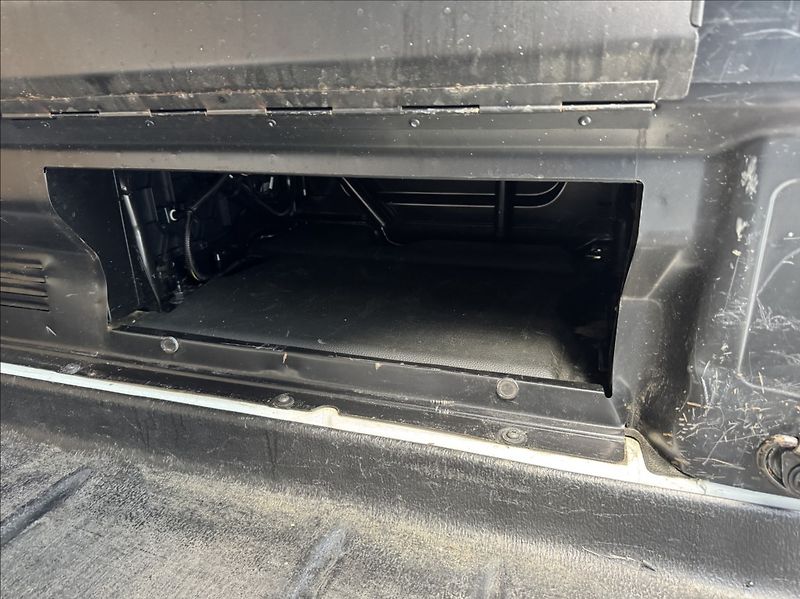 Ford Transit Custom 2,0 TDCi L1H1 DPH 1.maj ČR - fotka 23 z 50