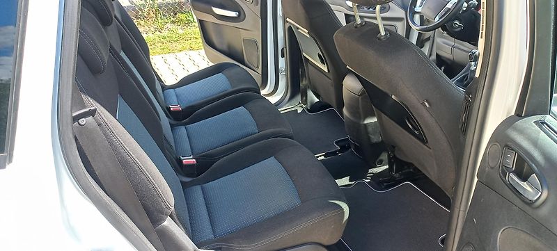 Ford S-MAX (2014) model Winner Plus - fotka 12 z 16