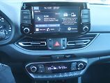Hyundai i30 (2021) Family 1.5 T-GDI MHEV - náhled 12