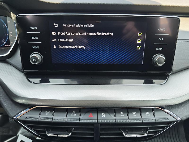 Škoda Octavia 2.0TDI 85KW AMBI+ NEHAVAR ČR - fotka 28 z 37