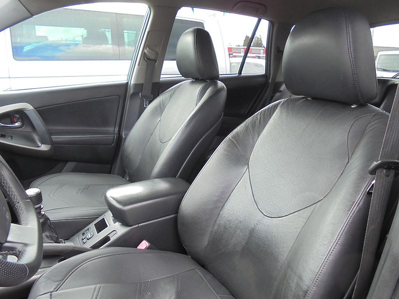 Toyota RAV4 (2009) 2.2 D-4D- 4x4- DIGIKLIMA- KŮŽE - fotka 10 z 11