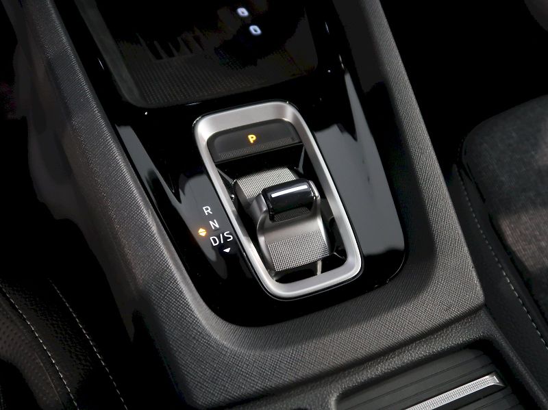 Škoda Octavia (2025) SPORTLINE 2.0TDI 110KW LED MAT - fotka 34 z 43