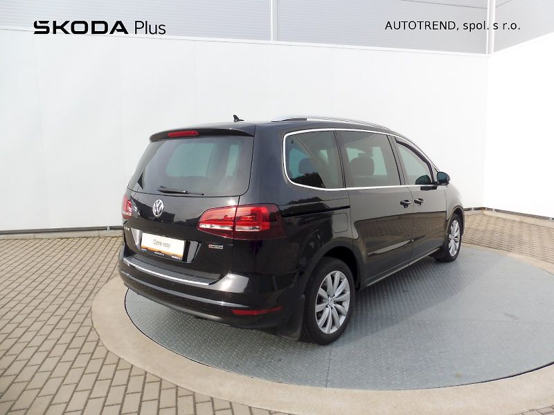 Volkswagen Sharan (2016) Highline 2,0 TDI 135kW DSG 4MO - fotka 2 z 30