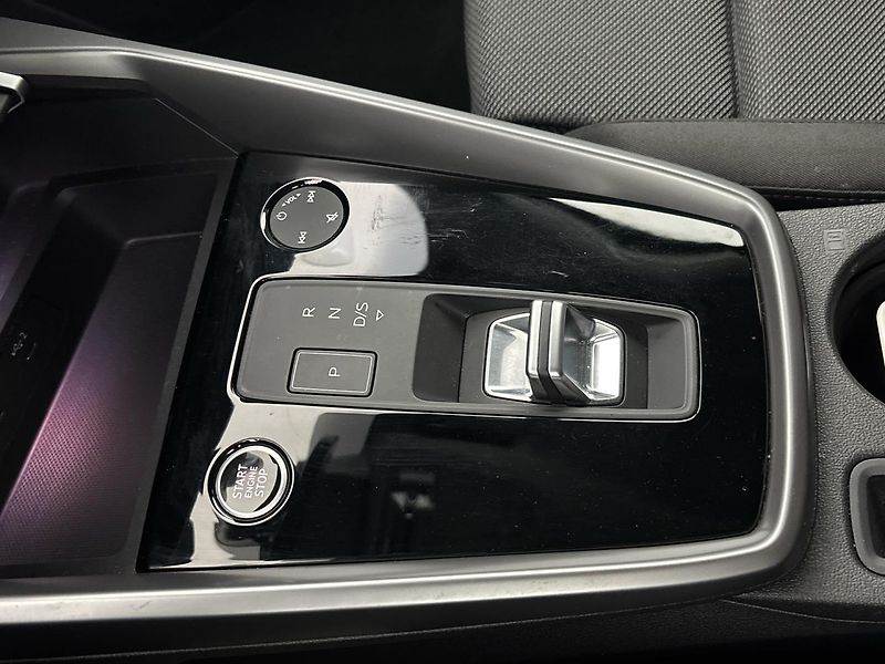Audi A3 S-Line Sportback - fotka 20 z 30