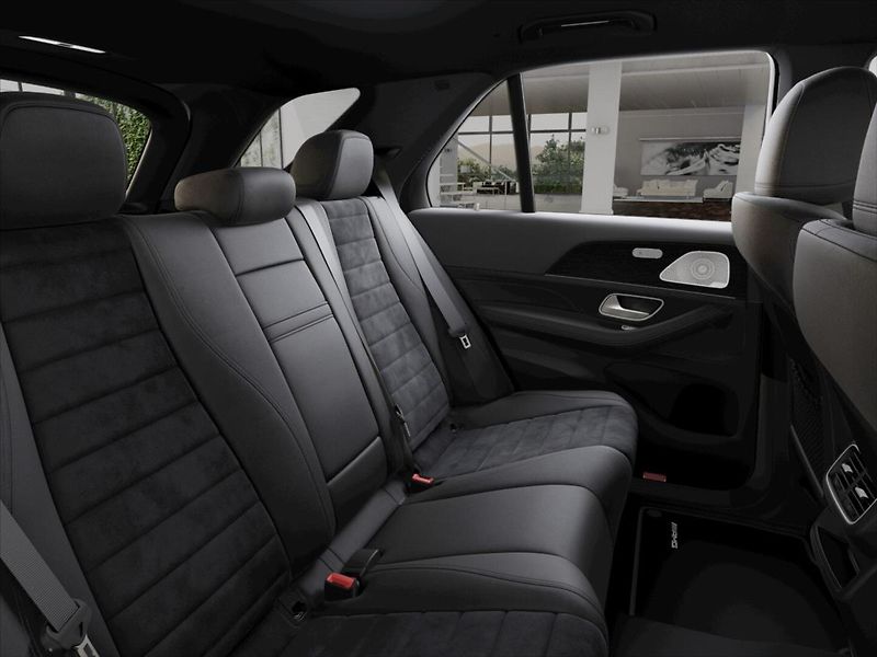 Mercedes-Benz GLE (2026) 2,0 350 de 4MATIC - fotka 8 z 9