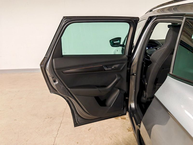 Škoda Karoq (2025) 1.5 TSI 110 kW DSG Sportline - fotka 23 z 31