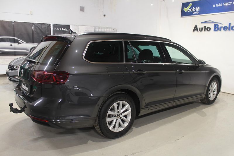 Volkswagen Passat (2022) 2.0TDI DSG Display Tažné  - fotka 14 z 39