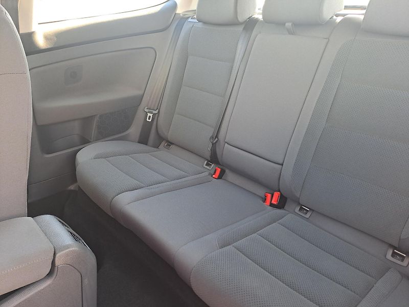 Volkswagen Golf 1.4 16V PĚKNÝ STAV - fotka 12 z 22