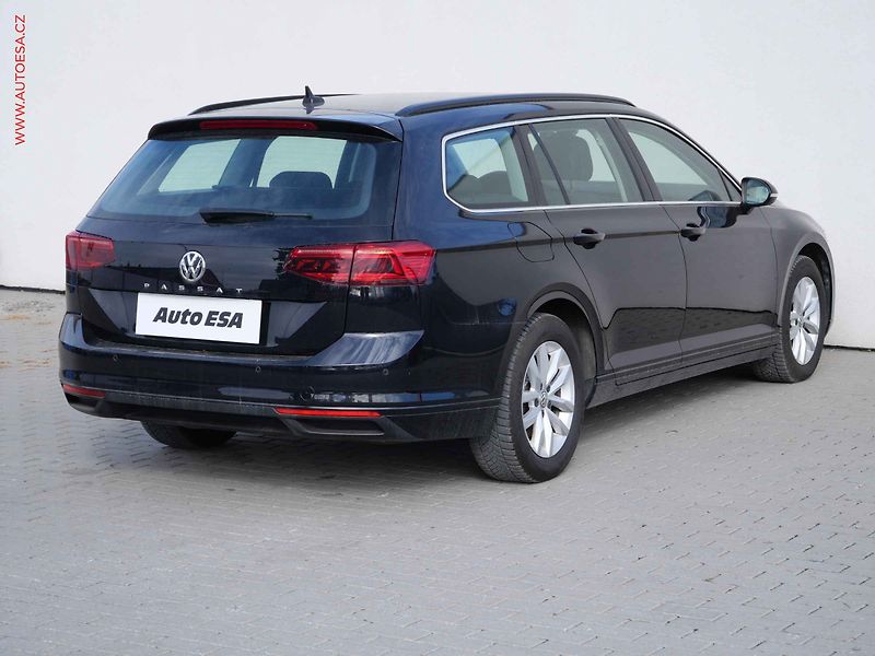 Volkswagen Passat (2020) 1.6 TDi, Business, DSG, LED - fotka 4 z 22