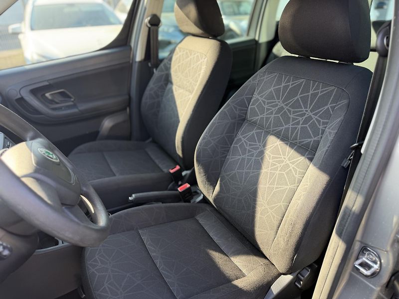 Škoda Roomster 1.2 Tsi, 63kw, 1. majitel - fotka 5 z 13