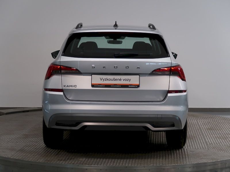 Škoda Kamiq (2022) AMBITION 1.0TSI 81KW - fotka 9 z 32