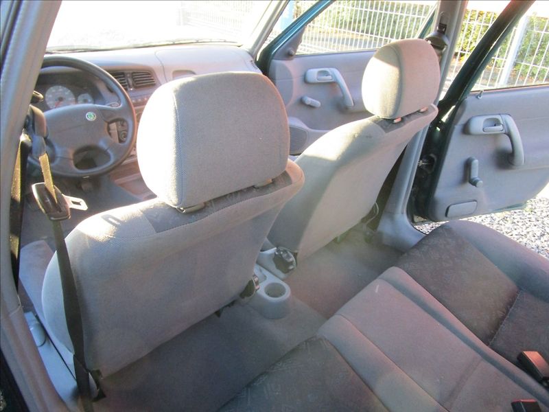 Škoda Felicia 1.3 LXi, EKO uhrazeno! - fotka 24 z 36