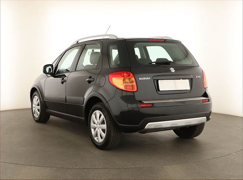 Suzuki SX4 (2014) 1.6 VVT - fotka 4 z 12