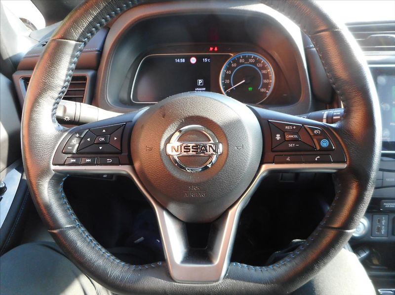 Nissan Leaf 0,0 N-Connecta - fotka 12 z 27