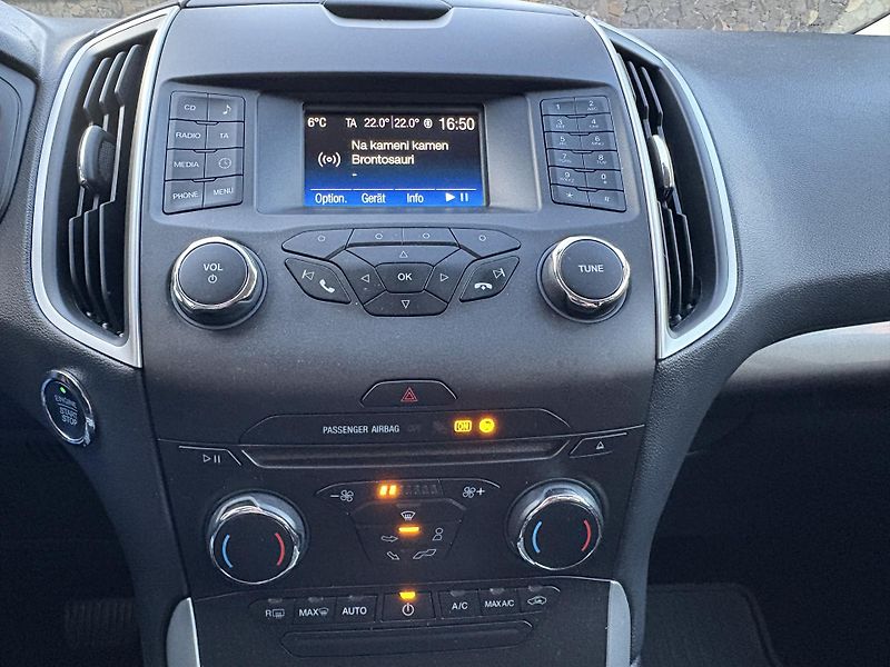 Ford Galaxy (2017) 2.0 TDCi 110 kW  7 MÍST - fotka 14 z 17