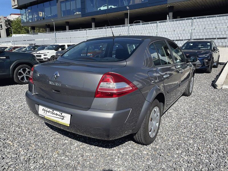 Renault Mégane (2009) 1.4i, 72kW,ČR,Klima - fotka 5 z 31