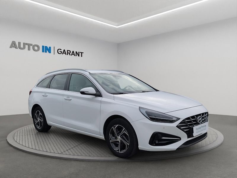 Hyundai i30 (2020) SMART 1.5 DPi 81kW, ČR, 1. Maj - fotka 3 z 25