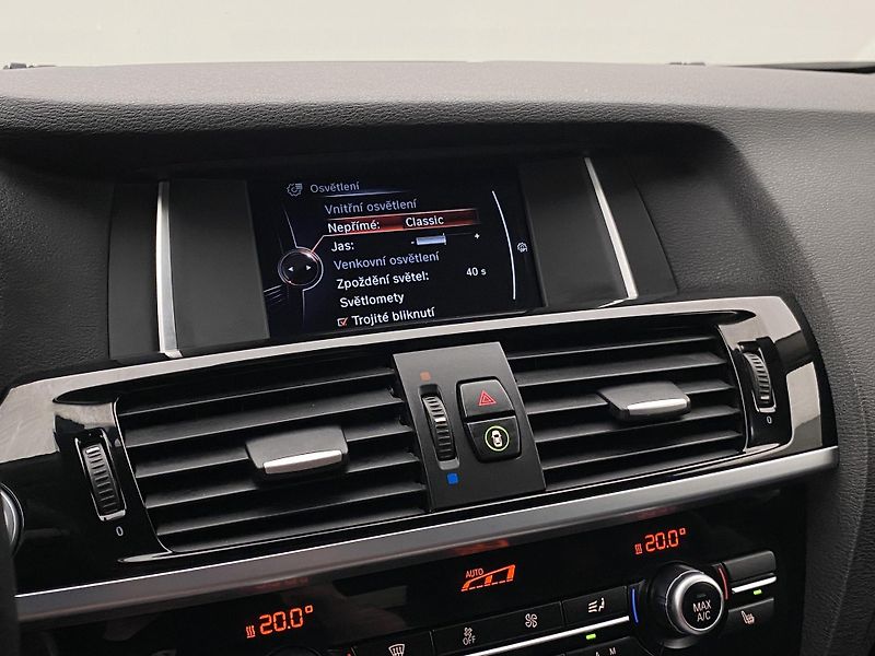 BMW X3 XDRIVE 20d AUT  - fotka 54 z 56