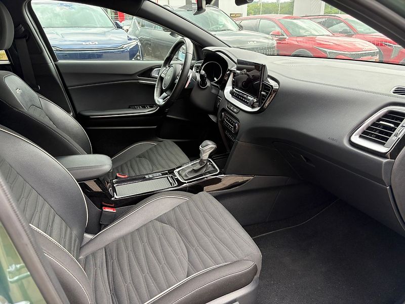 Kia Pro_Ceed 1.5 T-GDi 7DCT GT-Line Plus - fotka 7 z 10