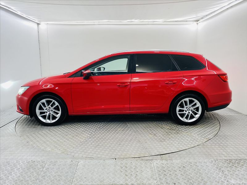Seat Leon 1,4 TSI 92 kW Style LED - fotka 3 z 25