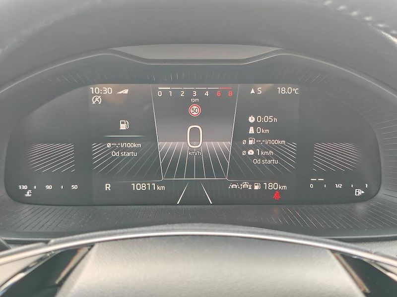 Škoda Kamiq Top Selection 7DSG 1,0TSI - fotka 12 z 22