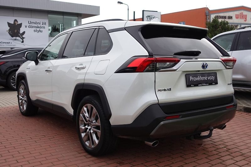 Toyota RAV4 2,5 HEV Executive Skyview  4x4 - fotka 6 z 36